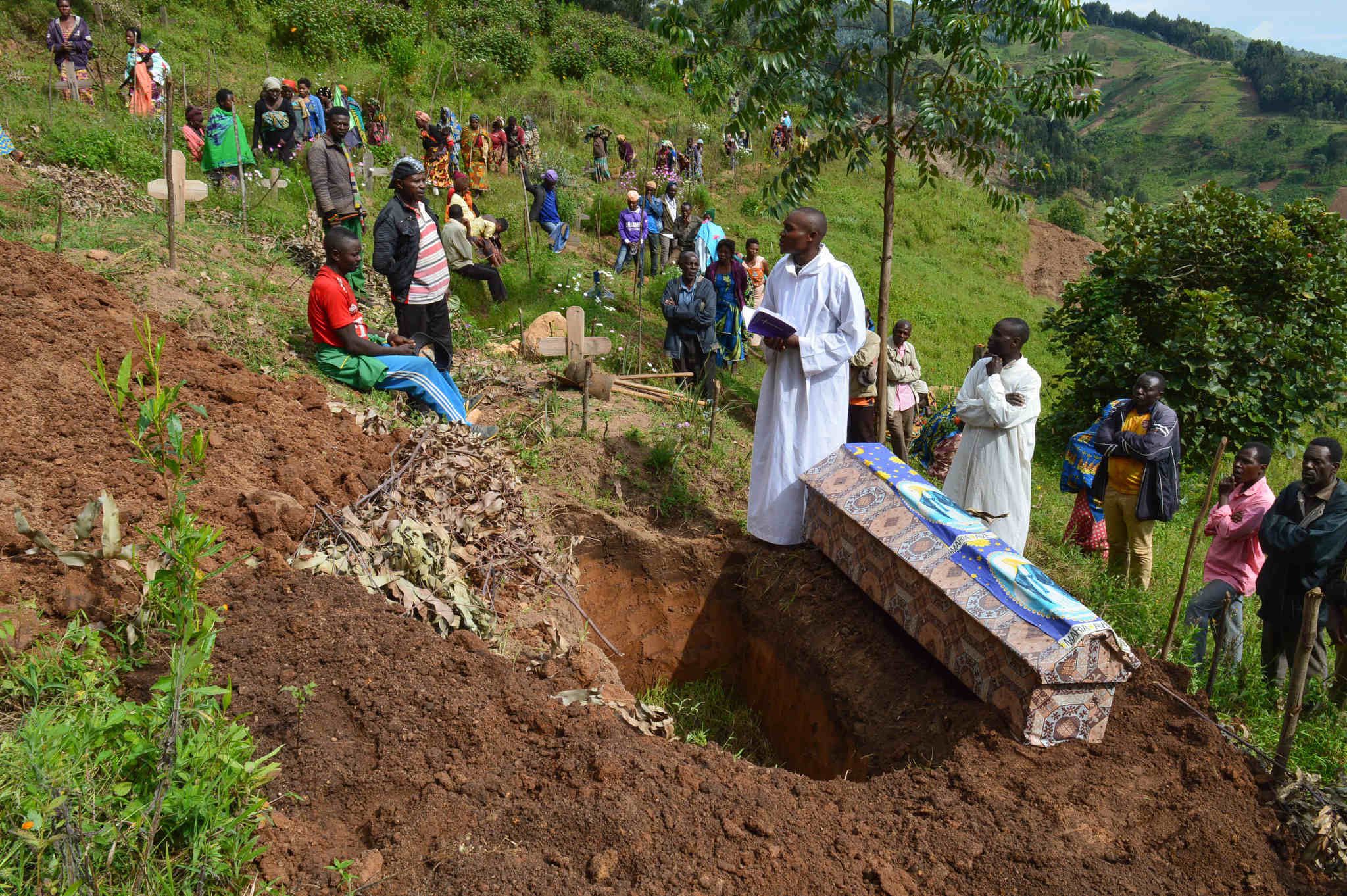 In Urban DRC, Chaos Reigns as Mourners Abandon Funeral Traditions