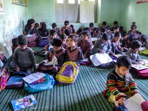 No Desks, No Power, At Kashmiri  Public School — But Lunch Is Free