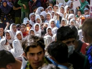 In a Kashmir Valley, a Massive Dam Threatens to Wash Away Lives