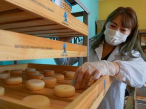 Mongolian Women Grab Their Slice of the Beauty Industry