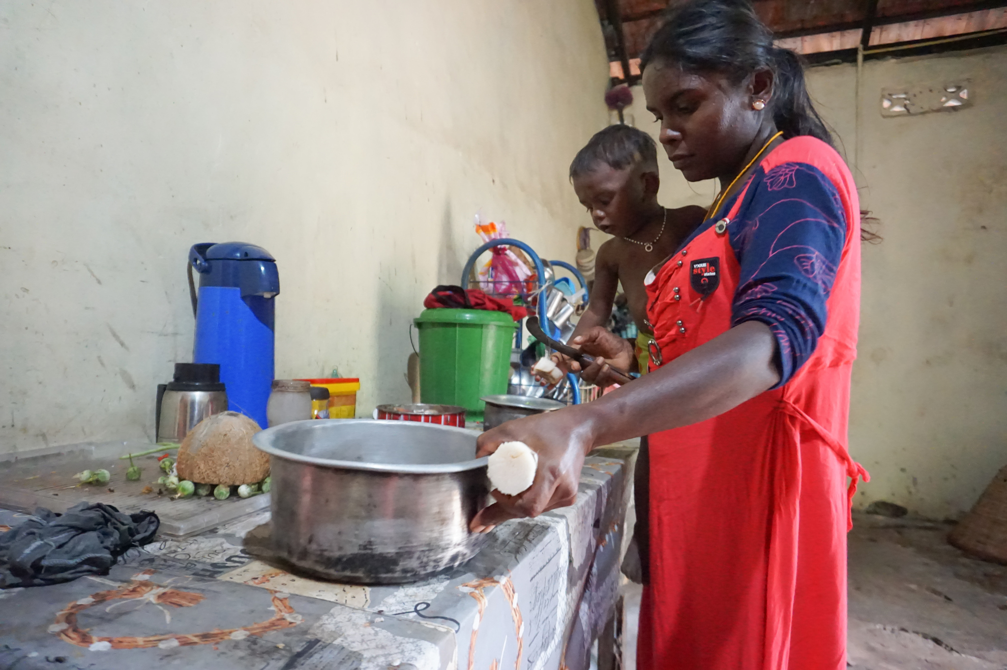 Amid Economic Crisis, Sri Lanka’s Children Face Hunger, Malnutrition